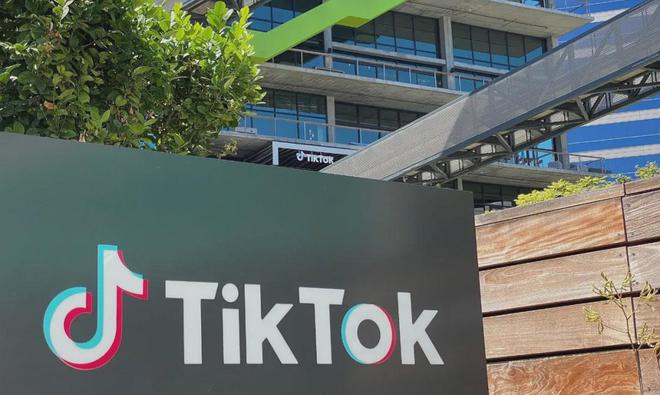 現金網:特朗普據悉會見TikTok首蓆執行官周受資,稱“對TikTok有好感”“會研究下”